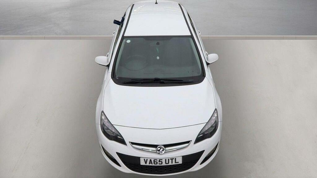 Vauxhall Astra 1.6 Cdti Elite Nav Sports Tourer Euro 6 Red #7