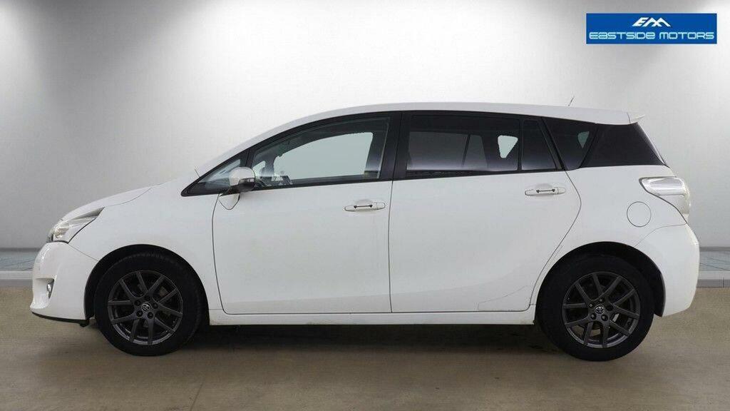 Toyota Verso 1.8 V-matic Trend Multidrive S Euro 6 White #6
