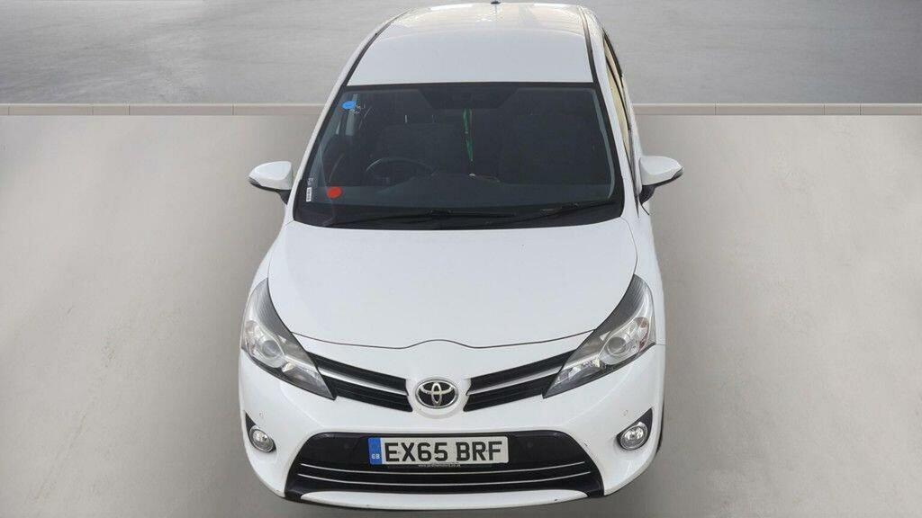 Toyota Verso Verso Excel D-4d Silver #8