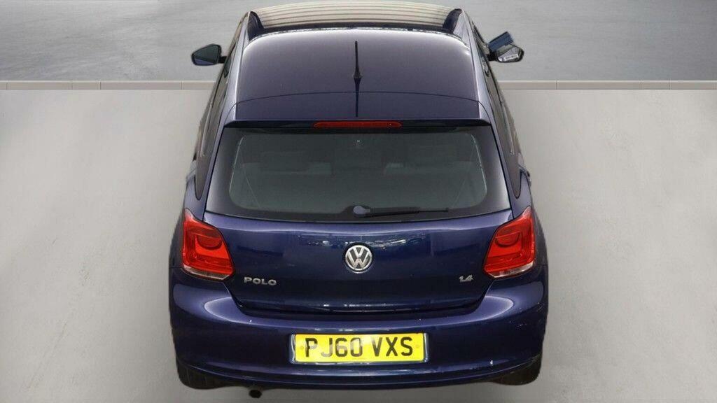 Volkswagen Polo Hatchback Red #8
