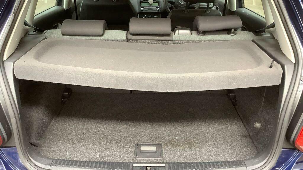 Volkswagen Polo Hatchback Red #12