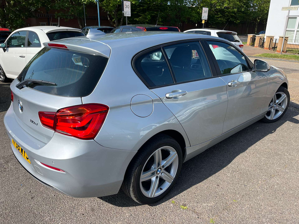 BMW 1 Series 118D Sport KP66WYS Silver #2