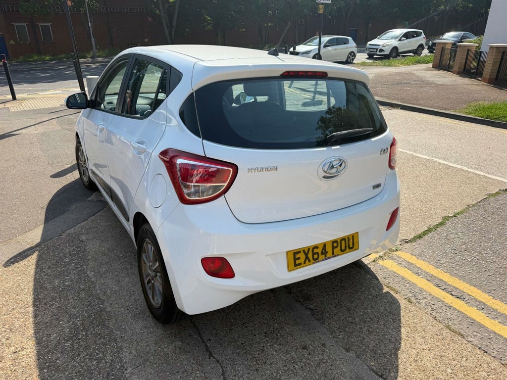 Hyundai I10 Premium White #6