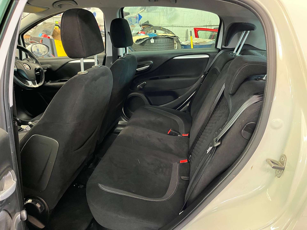 Fiat Punto Gbt White #4