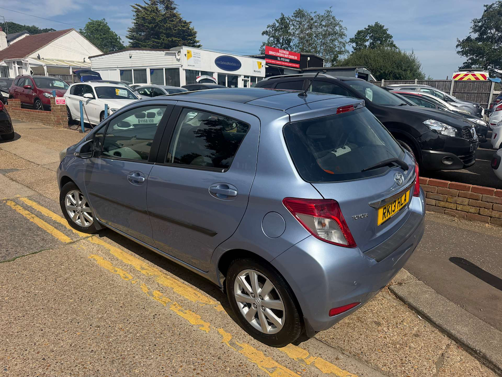 Toyota Yaris 1.33 Dual Vvt-i Tr Euro 5 Grey #2