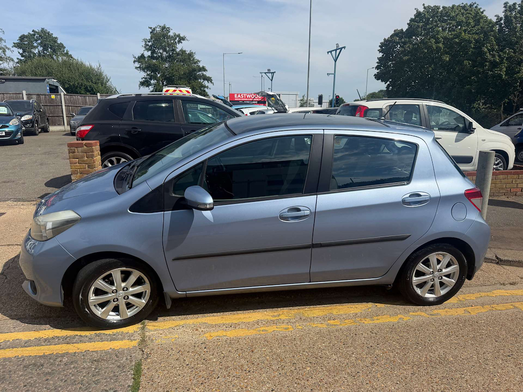 Toyota Yaris 1.33 Dual Vvt-i Tr Euro 5 Grey #3