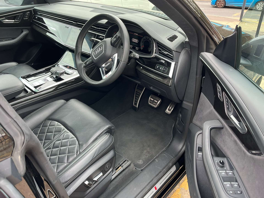 Audi Q8 50 Tdi Quattro Launch Edition Tiptronic  #10