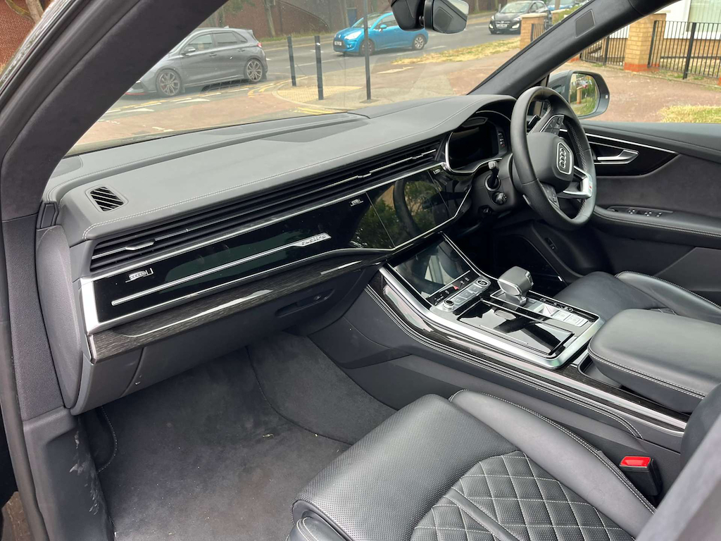 Audi Q8 50 Tdi Quattro Launch Edition Tiptronic  #11