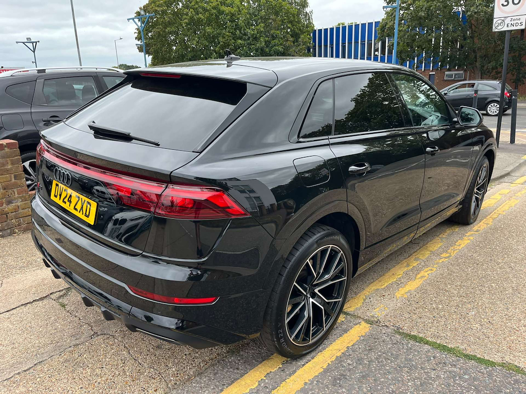 Audi Q8 Vorsprung 50 Tdi Mhev Quattro 4Wd Black #4
