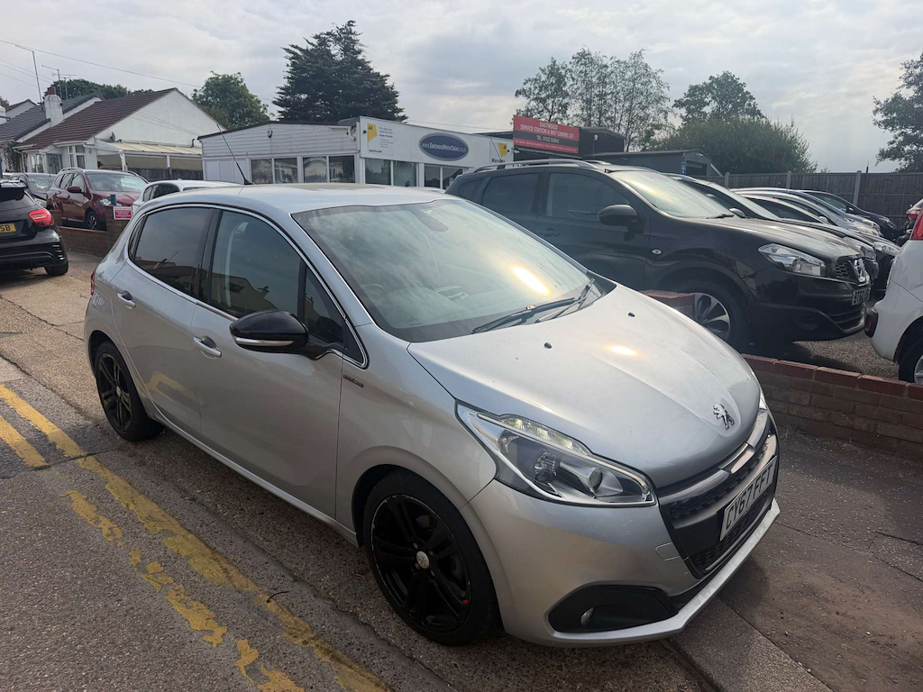 Peugeot 208 Gt Line Ss Silver