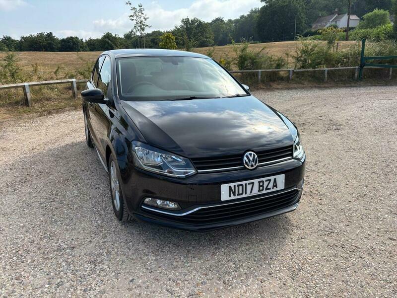 Volkswagen Polo 1.2 Tsi Bluemotion Tech Black #3
