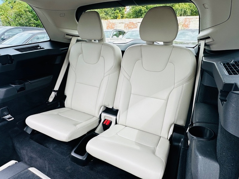Volvo XC90 D5 Momentum Awd Black #38