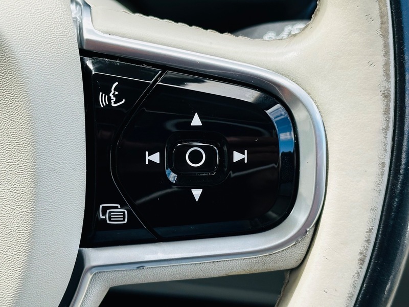 Volvo XC90 D5 Momentum Awd Black #30