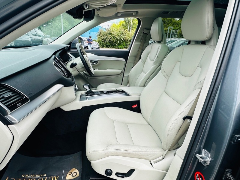 Volvo XC90 D5 Momentum Awd Black #12