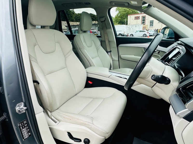 Volvo XC90 D5 Momentum Awd Black #11