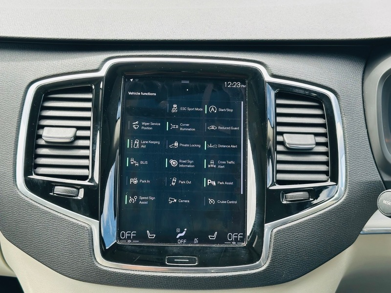 Volvo XC90 D5 Momentum Awd Black #22