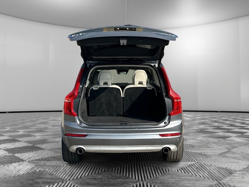 Volvo XC90 D5 Momentum Awd Black #9
