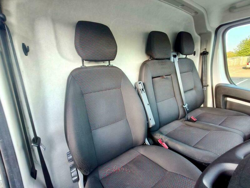 Citroen Relay 2.2 Bluehdi 35 Enterprise White #4