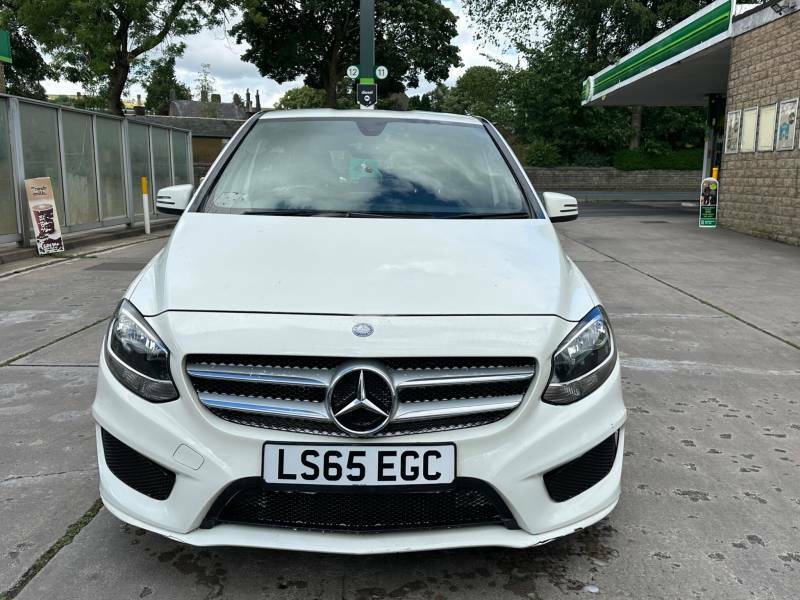 Mercedes-Benz B Class 1.5 B180d Amg Line 7G-dct Euro 6 Ss White