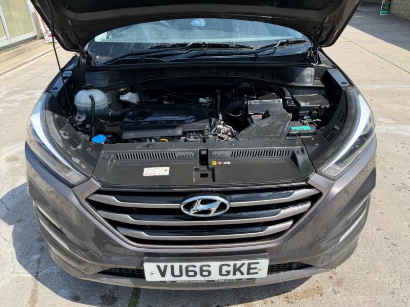 Hyundai Tucson Suv 1.6 Gdi Blue Drive S Suv Eur Beige #9