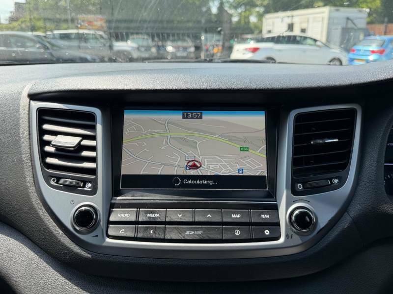 Hyundai Tucson Suv 1.6 Gdi Blue Drive S Suv Eur Beige #21