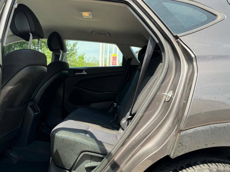 Hyundai Tucson Suv 1.6 Gdi Blue Drive S Suv Eur Beige #13