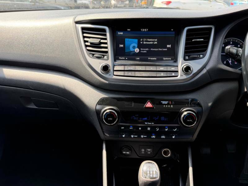 Hyundai Tucson Suv 1.6 Gdi Blue Drive S Suv Eur Beige #18