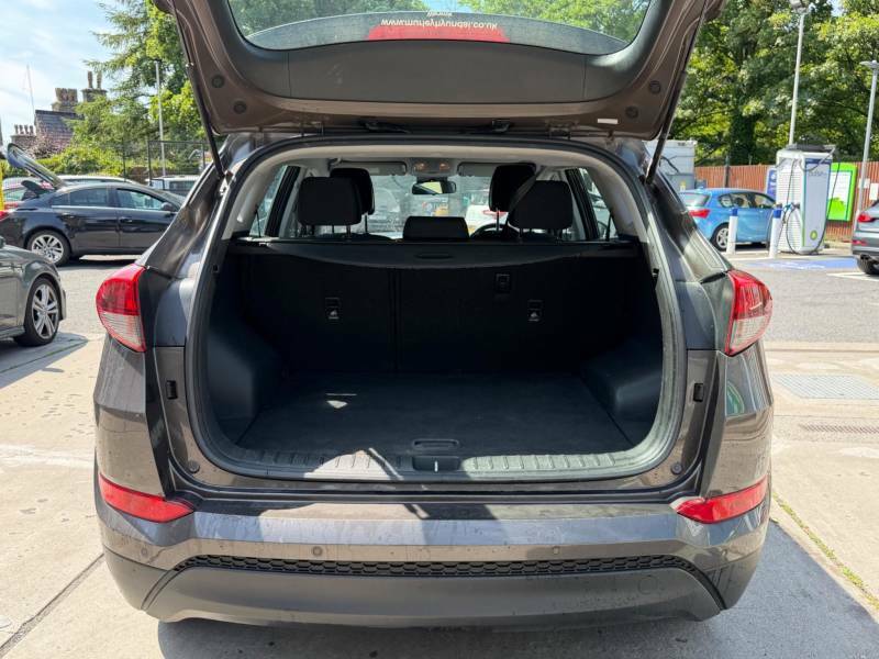 Hyundai Tucson Suv 1.6 Gdi Blue Drive S Suv Eur Beige #10