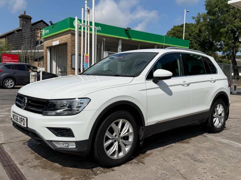 Volkswagen Tiguan 2.0 Tdi Bluemotion Tech Se Navigation Dsg 4Motion MC66XPD White #3