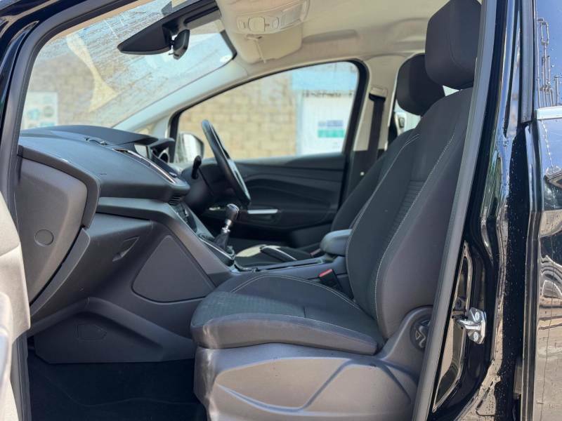 Ford Grand C-Max 1.5 Tdci Zetec Euro 6 Ss Black #4