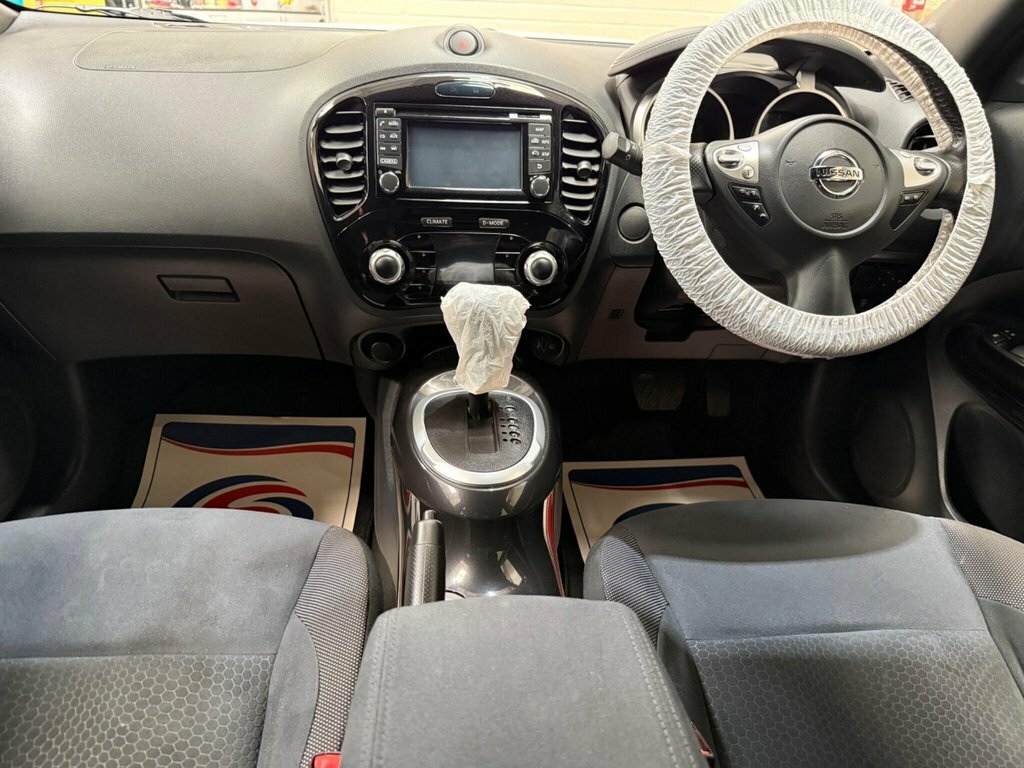 Nissan Juke 1.6L Acenta Premium AO16XFG White #2