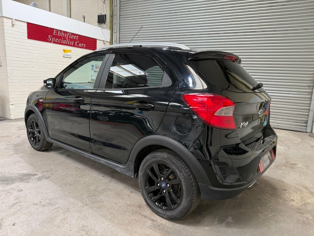 Ford KA+ 1.2L Active Black #5