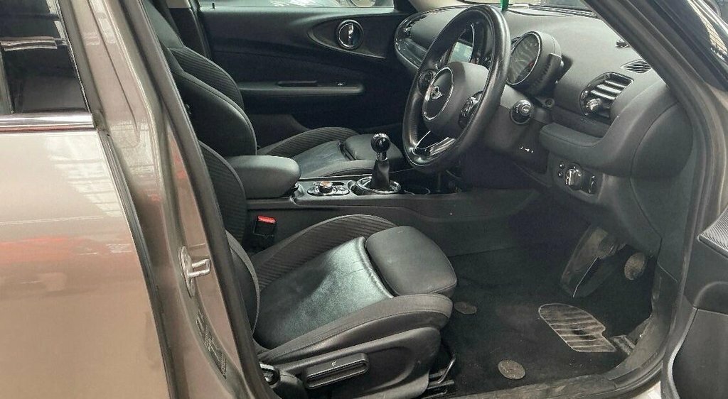 Mini Clubman 1.5L Cooper 6Dr Silver #3