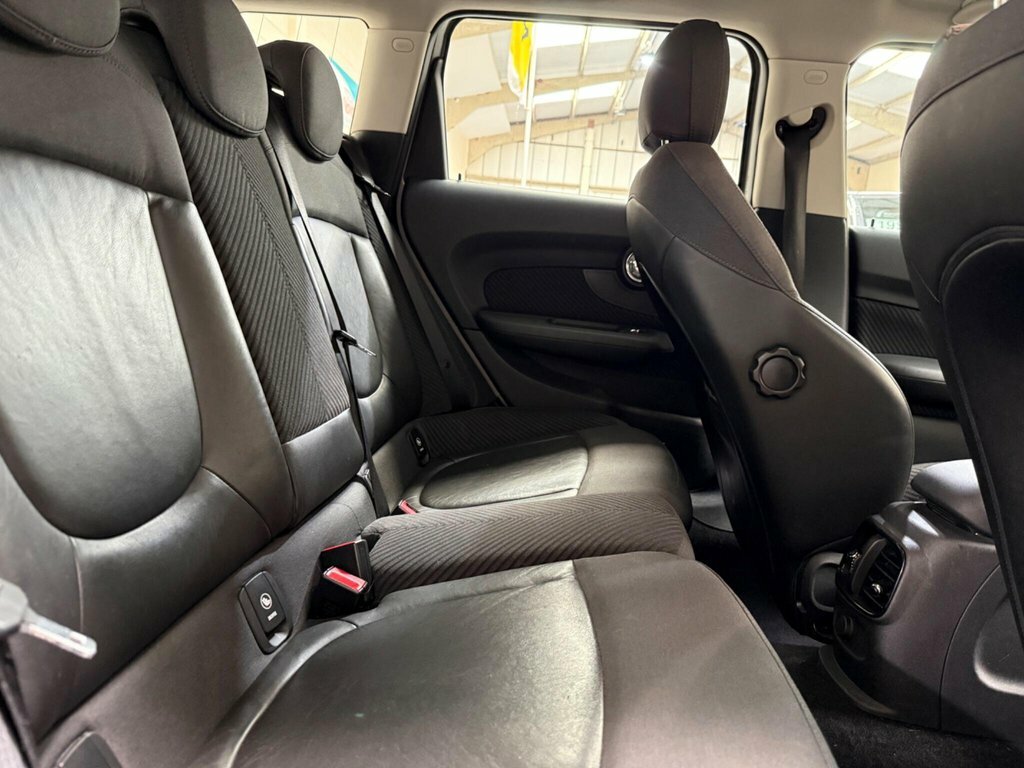 Mini Clubman 1.5L Cooper 6Dr Silver #5
