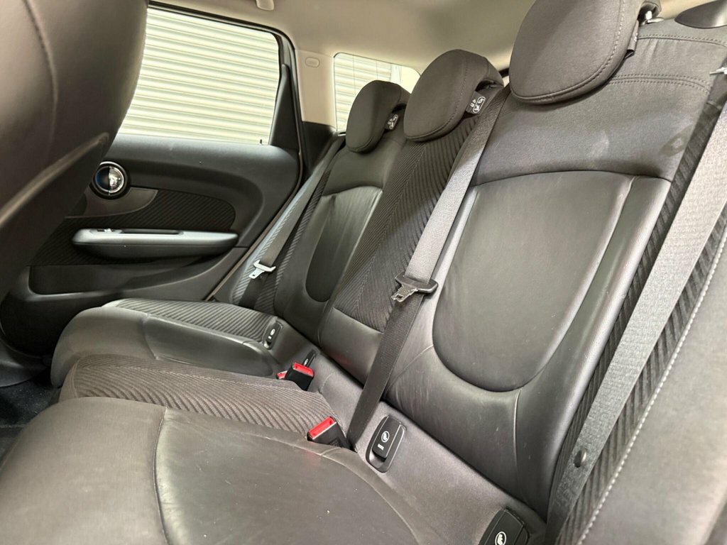 Mini Clubman 1.5L Cooper 6Dr Silver #4