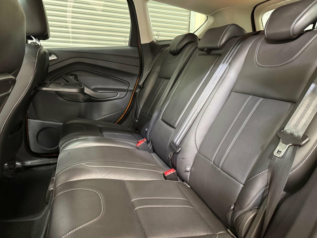 Ford Kuga 2L Titanium X Orange #4
