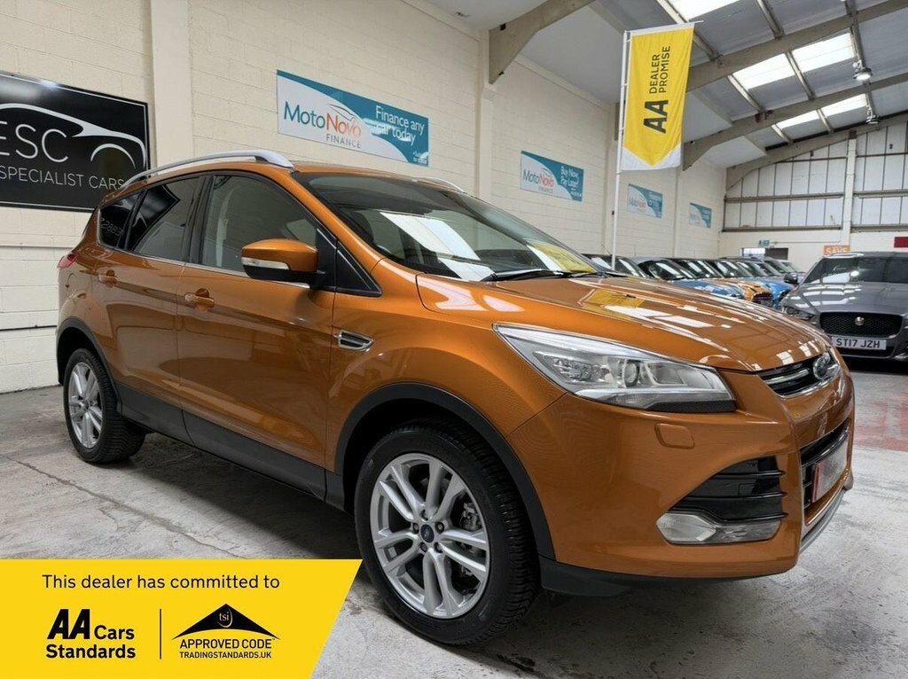 Ford Kuga 2L Titanium X Orange
