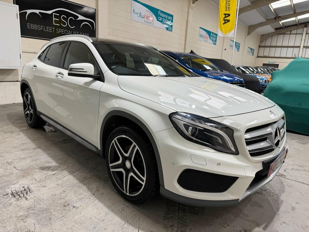 Mercedes-Benz GLA Class 2L Amg Line White