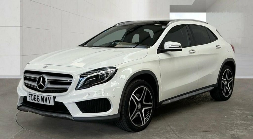 Mercedes-Benz GLA Class 2L Amg Line White