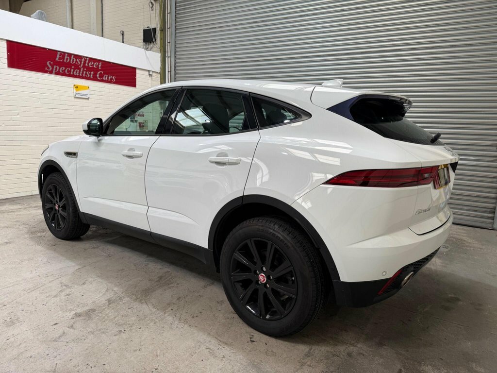 Jaguar E-Pace 2.0D R-dynamic S #10