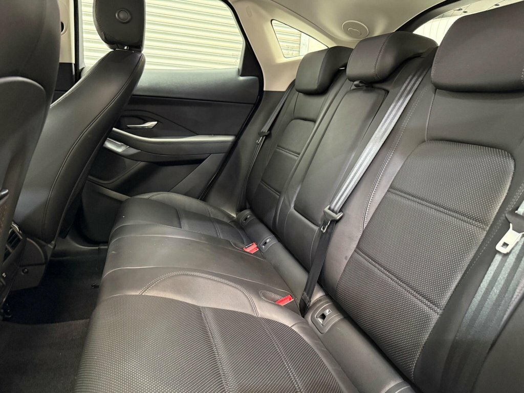 Jaguar E-Pace 2L S White #5
