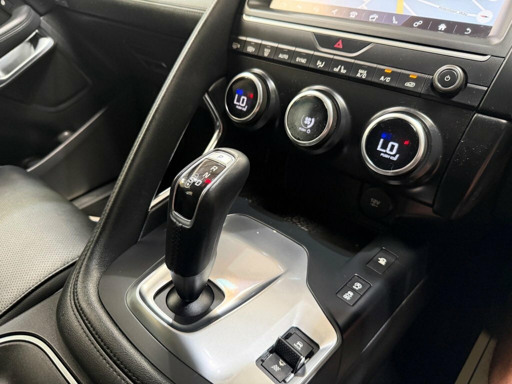 Jaguar E-Pace 2L S White #6