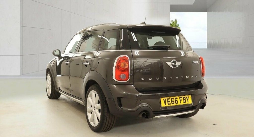 Mini Countryman Hatchback Red #7