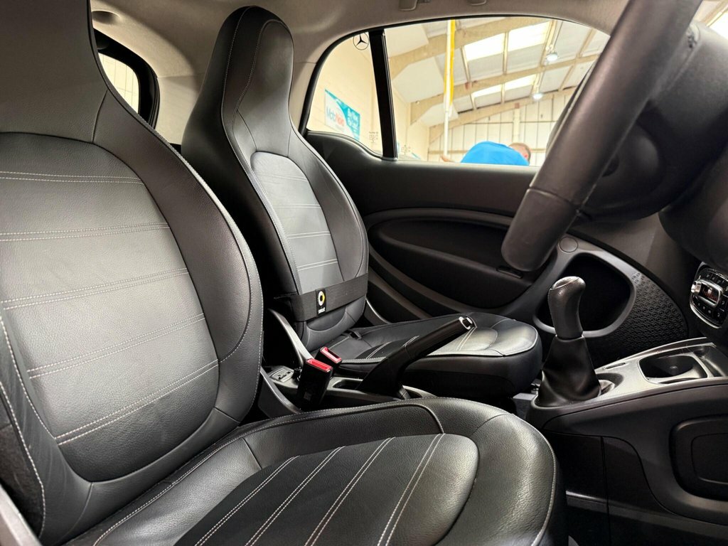 Smart Fortwo Coupe 1L Prime Black #3