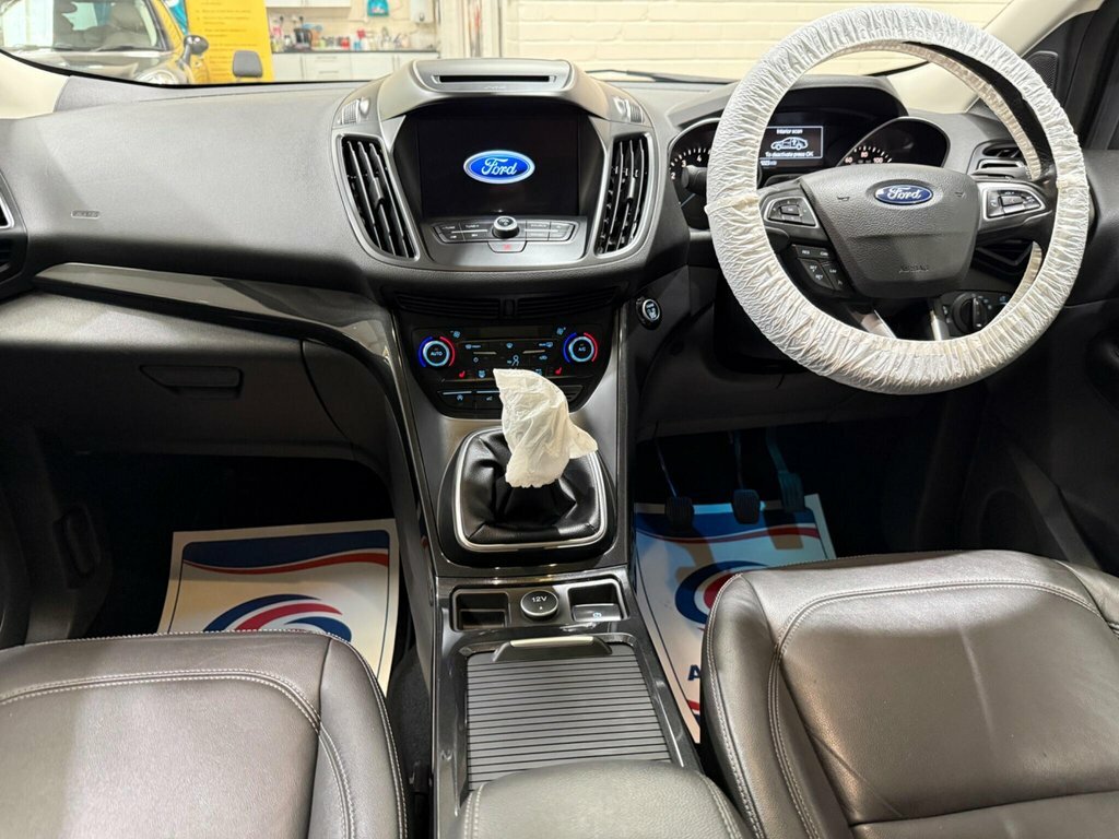 Ford Kuga 1.5L St-line X White #2