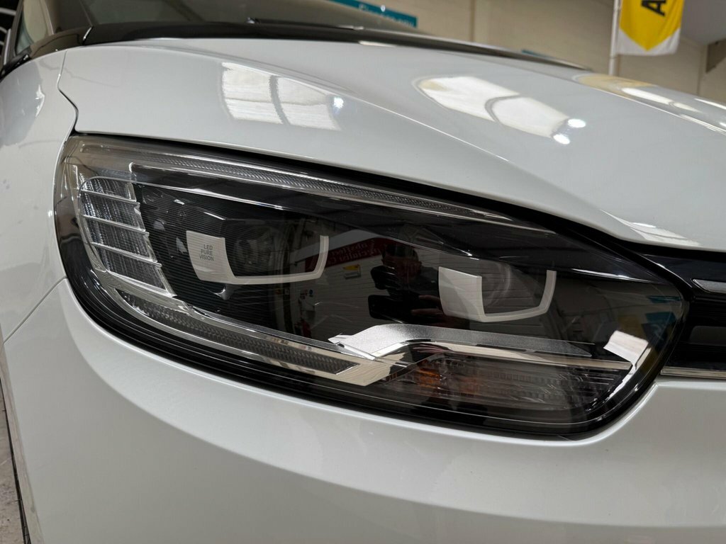 Renault Grand Scenic Dynamique S Nav Red #30