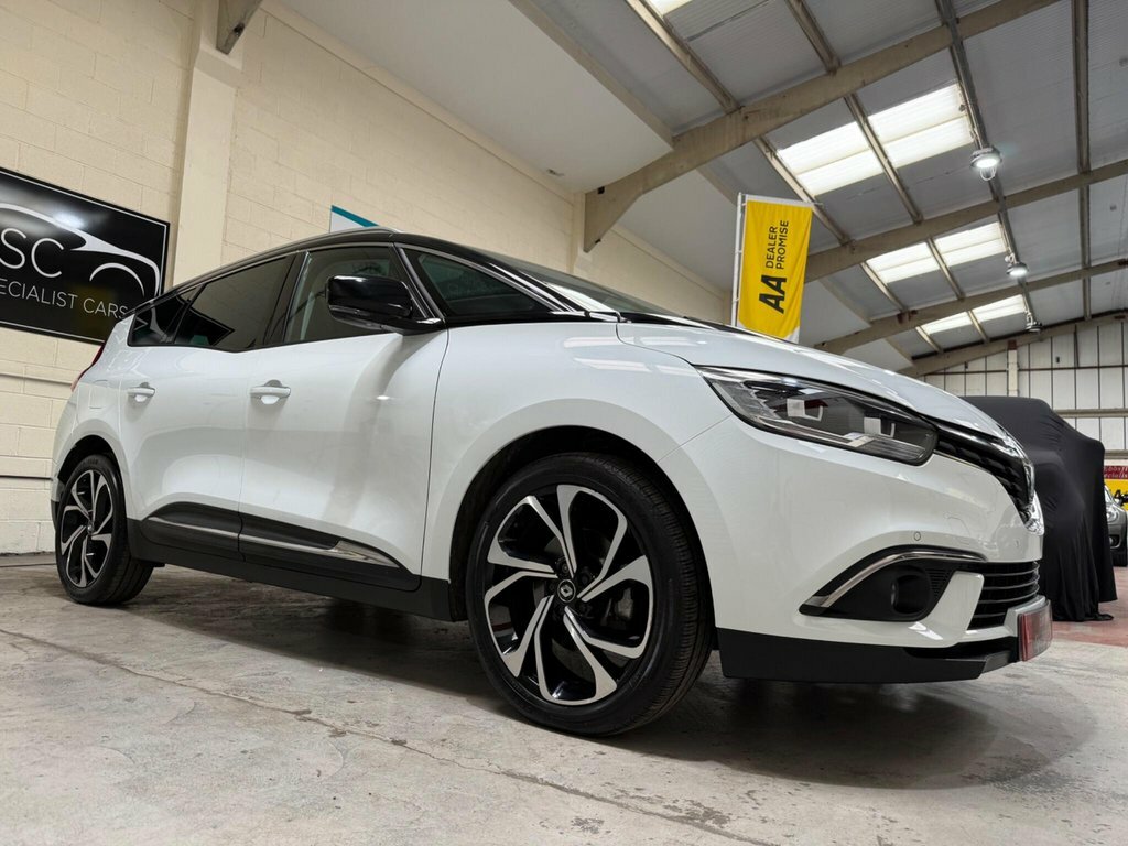 Renault Grand Scenic Dynamique S Nav Red #34