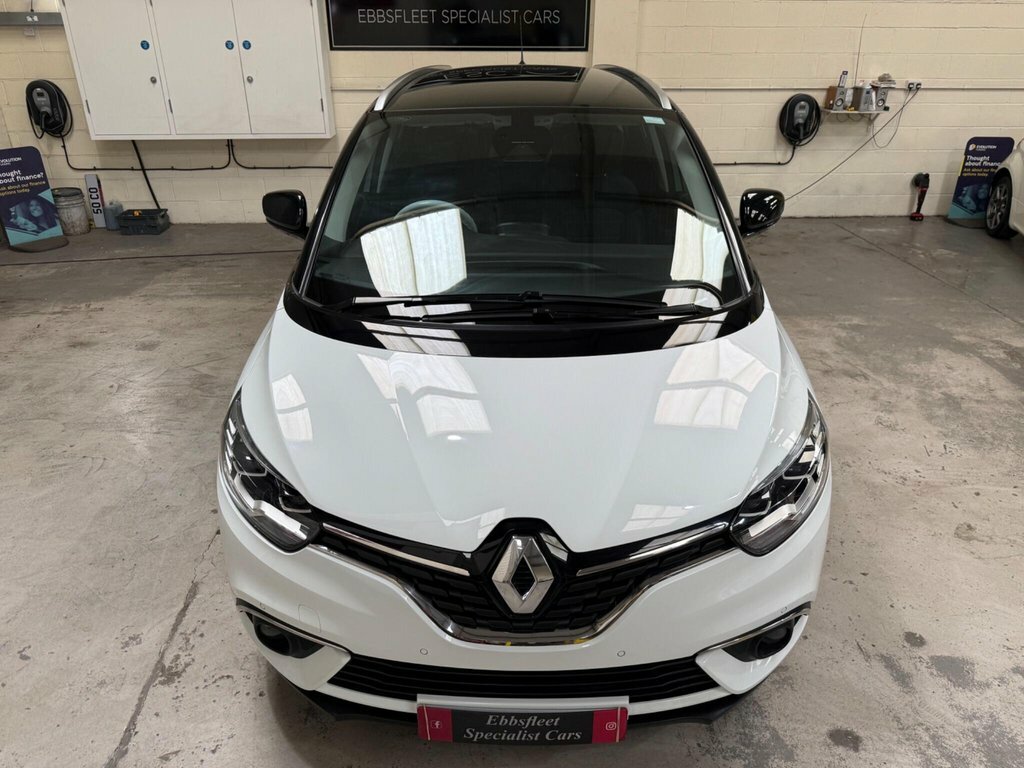 Renault Grand Scenic Dynamique S Nav Red #45