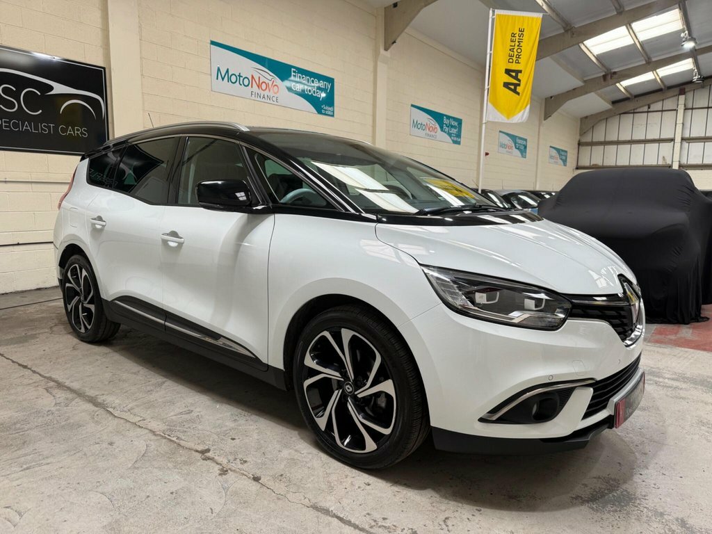 Renault Grand Scenic Dynamique S Nav Red #24