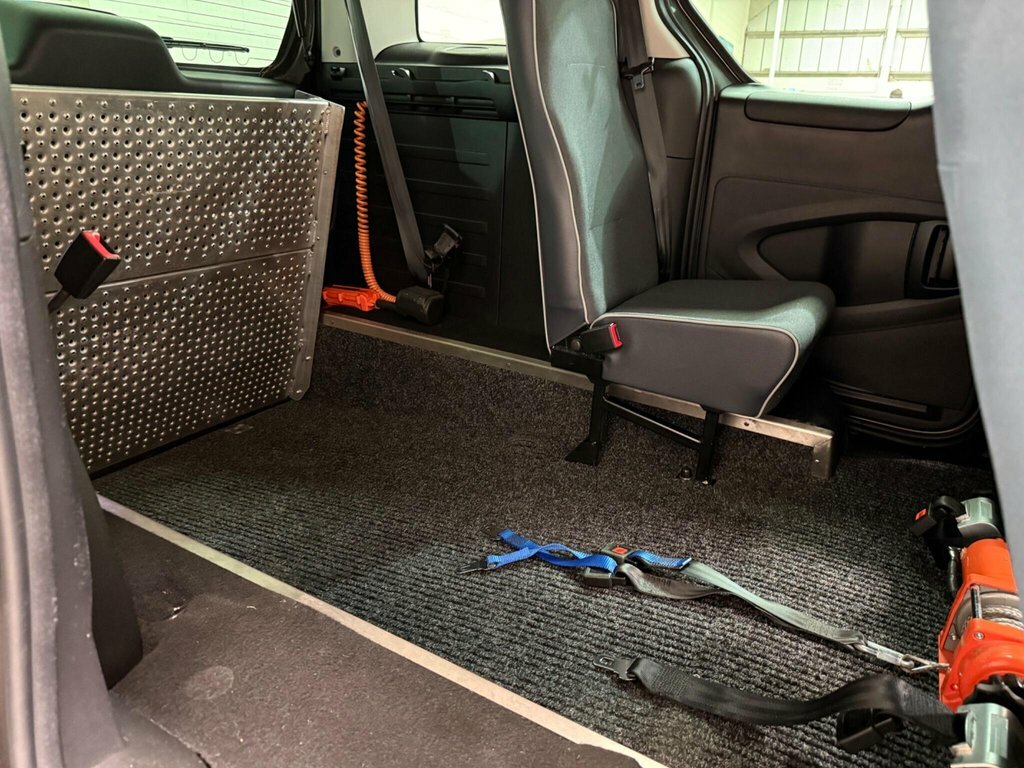 Citroen Berlingo 1.6L Feel Grey #5